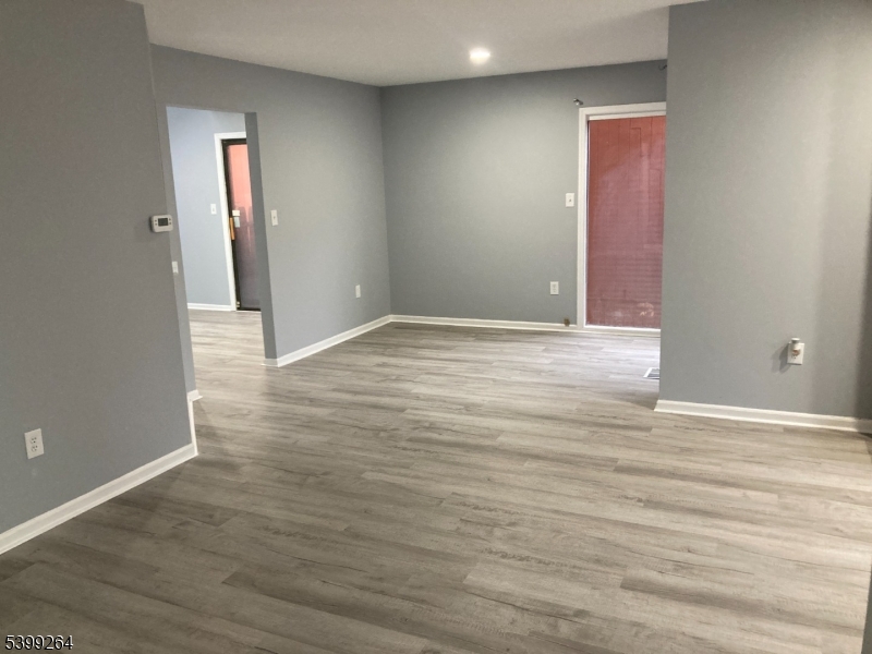 North Brunswick Twp., NJ 08902,102 Riverbend Dr