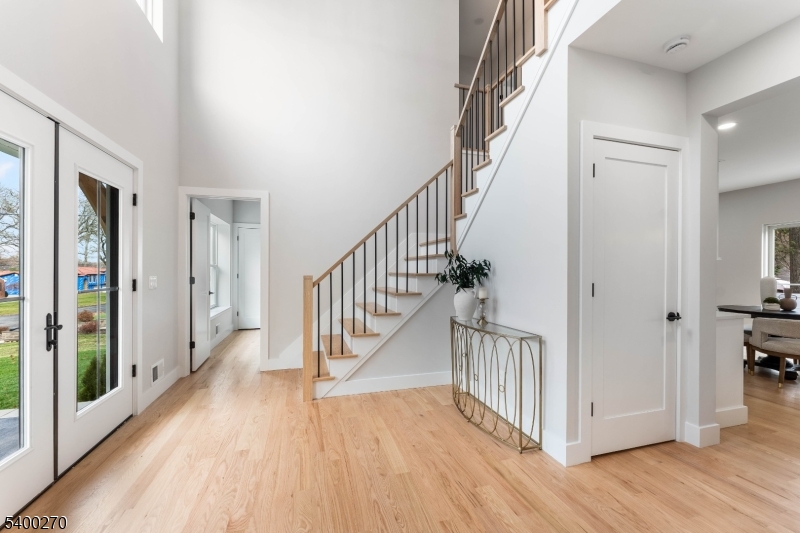 Clark Twp., NJ 07066,27 Stemmer Dr