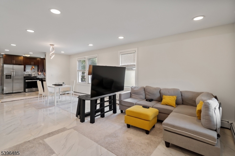 Woodbridge Twp., NJ 08861,6 Worden Ave