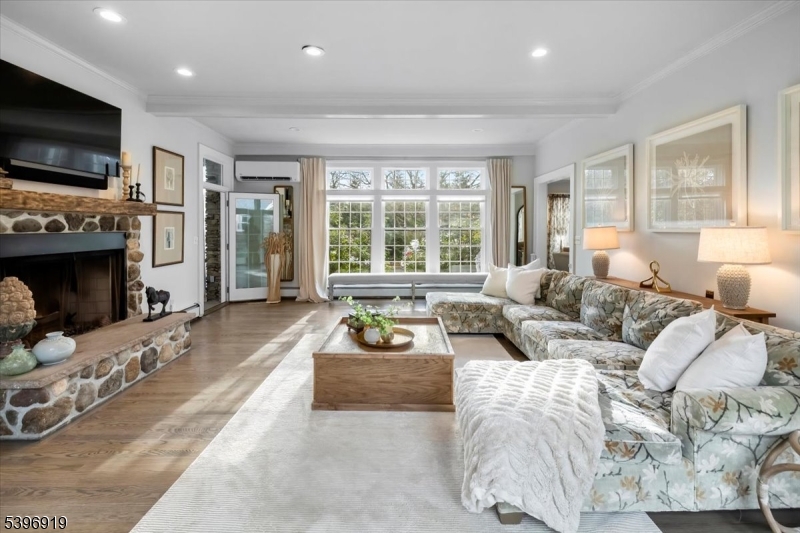 Wyckoff Twp., NJ 07481,510 Sicomac Ave