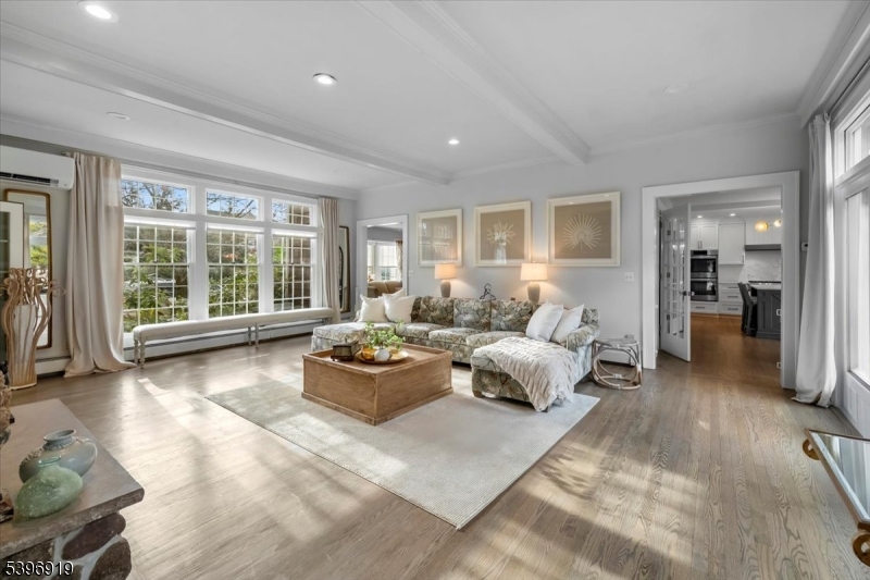 Wyckoff Twp., NJ 07481,510 Sicomac Ave