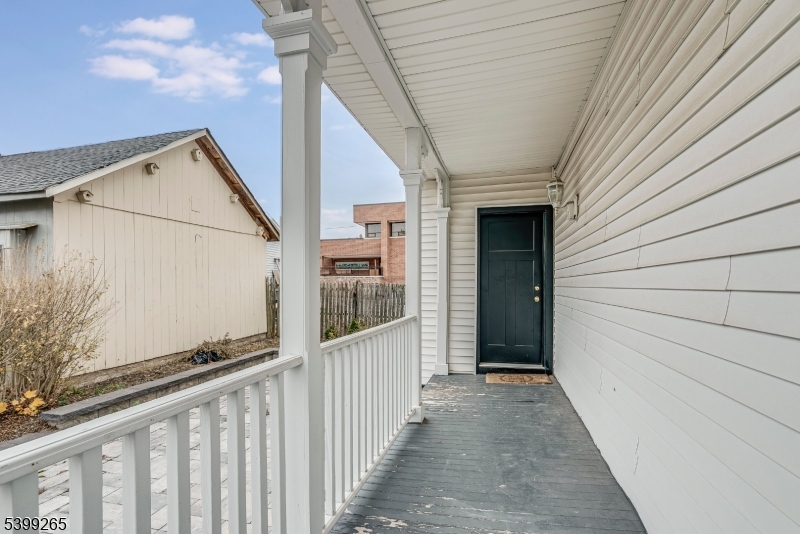 Newton Town, NJ 07860,3 Townsend St