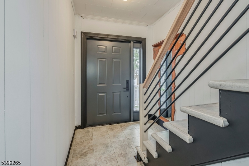 Newton Town, NJ 07860,3 Townsend St