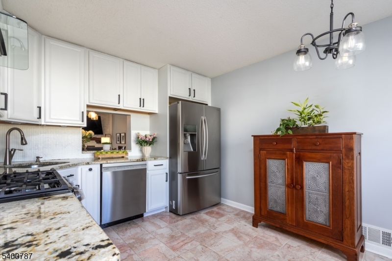 Bridgewater Twp., NJ 08807,3302 Pinhorn Dr