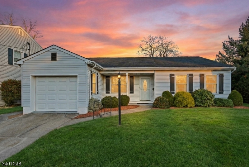 Rahway City, NJ 07065,71 Dukes Rd