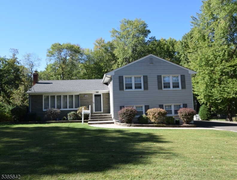 633 Plainfield Ave, Berkeley Heights Twp., NJ 07922