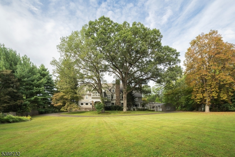 Morris Twp., NJ 07960,17 Three Gables Rd