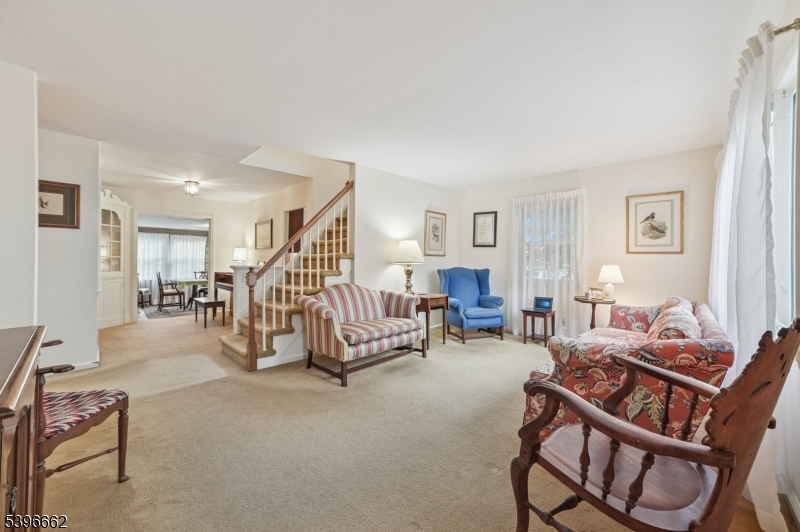 Springfield Twp., NJ 07081,170 Short Hills Ave