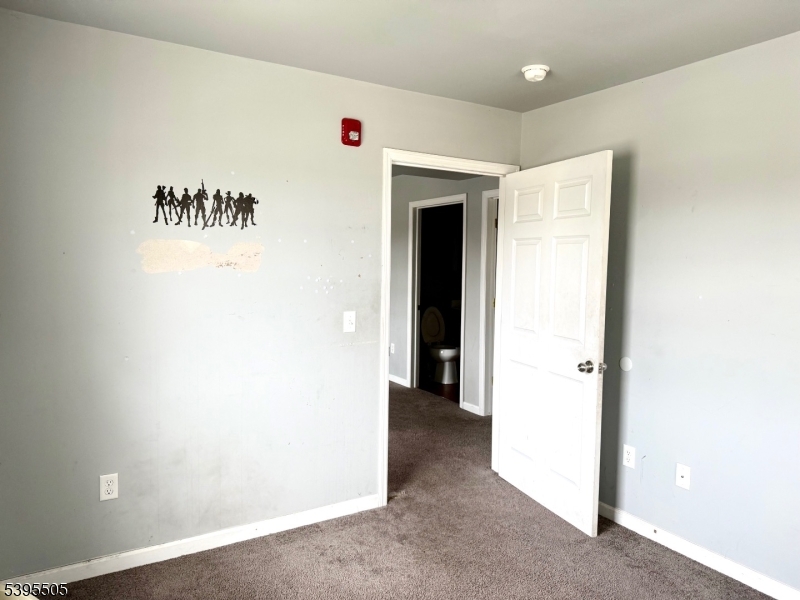 Newton Town, NJ 07860,100 Sparta Ave #2-1