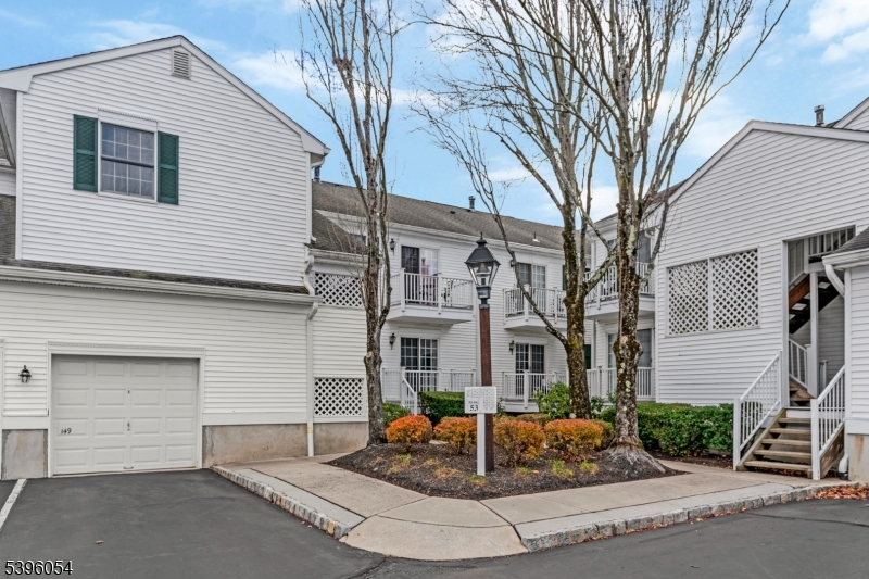 Bernards Twp., NJ 07920,147 Alexandria Way Ondo