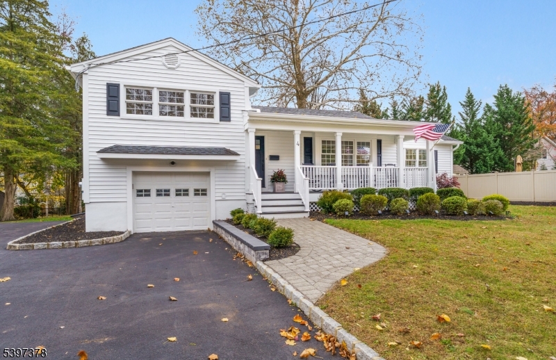 4 Leslie Ave, Florham Park Boro, NJ 07932