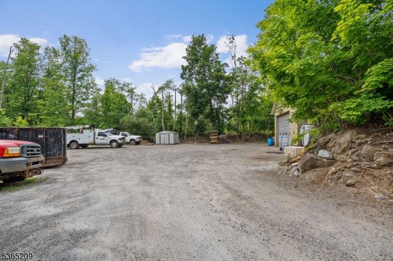 Andover Boro, NJ 07821,229 MAIN STREET