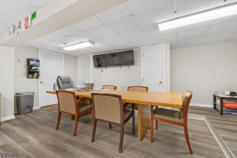 Andover Boro, NJ 07821,229 MAIN STREET