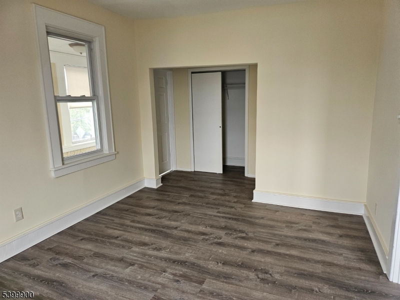 Garfield City, NJ 07026,88 Elizabeth St #2