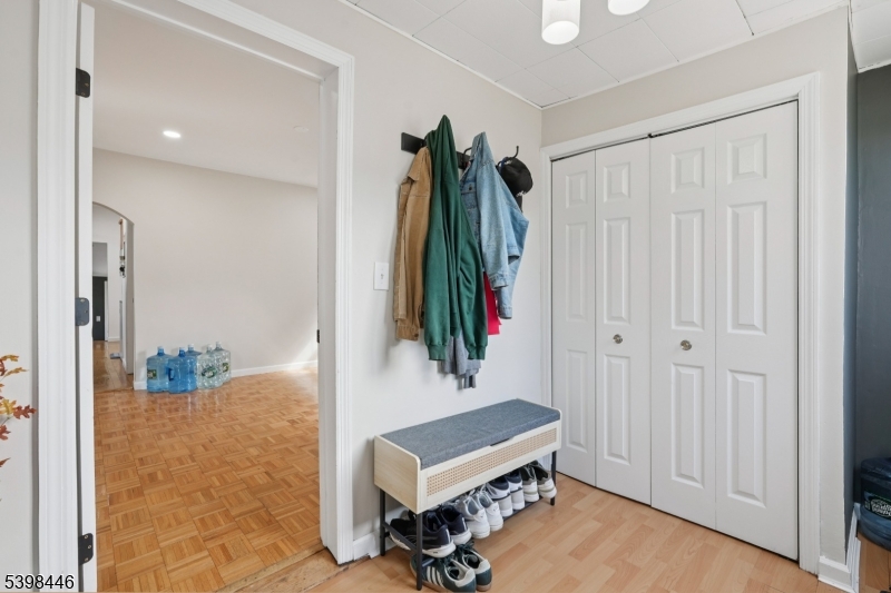 Lyndhurst Twp., NJ 07071,471 Harding Ave