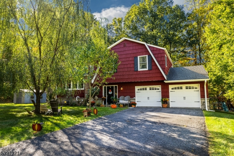 19 S Washington Valley Rd, Washington Twp., NJ 07853