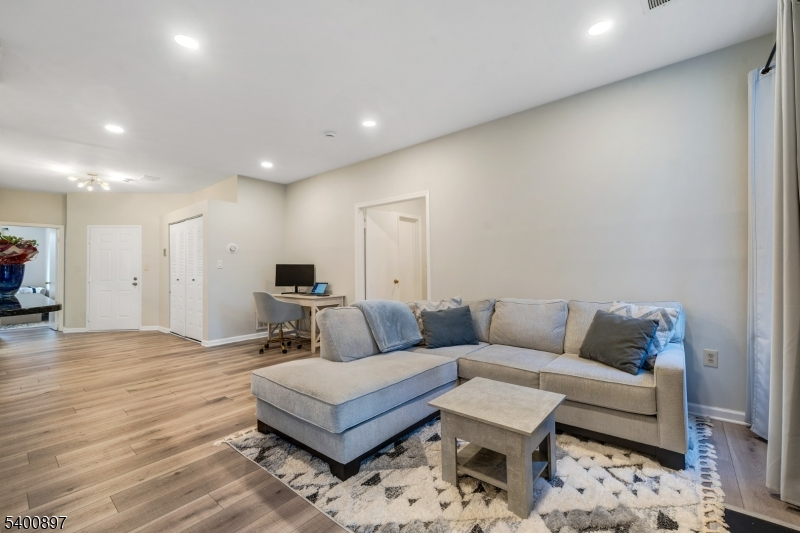 South Brunswick Twp., NJ 08852,5071 Beech Ct