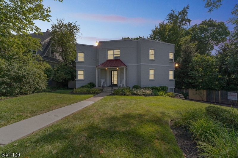 819 Bloomfield Ave Unit 1 #1, Montclair Twp., NJ 07042