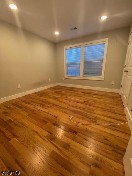 Newark City, NJ 07108,99 Hedden Ter