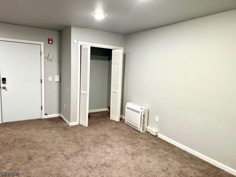 Newton Town, NJ 07860,100 Sparta Ave #2-2