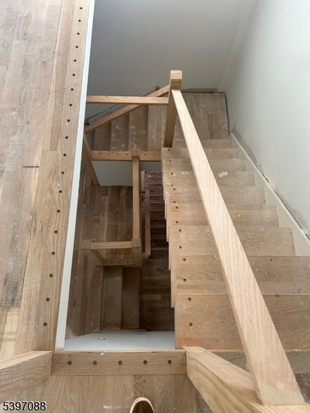 Elizabeth City, NJ 07208,616 Park Ave #1