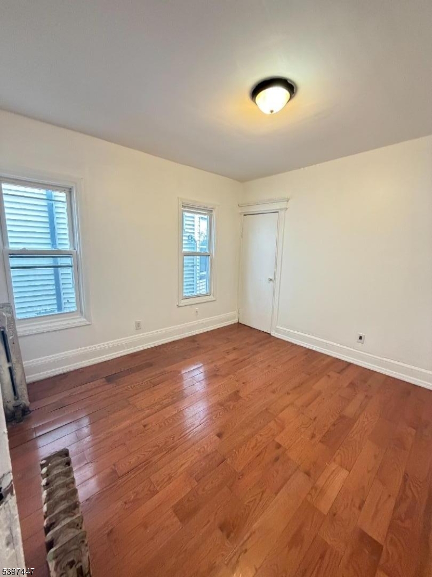 East Orange City, NJ 07018,99 Steuben St #1