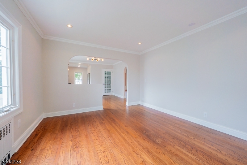 Belleville Twp., NJ 07109,29 Sunset Ave