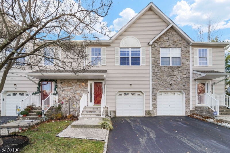 13 Jill Ct, Franklin Twp., NJ 08873