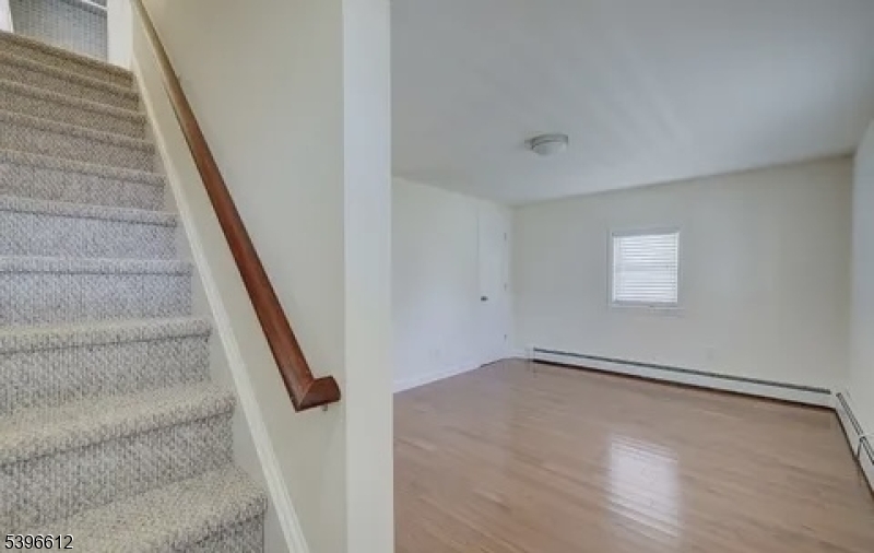 Westfield Town, NJ 07090,443 Downer St