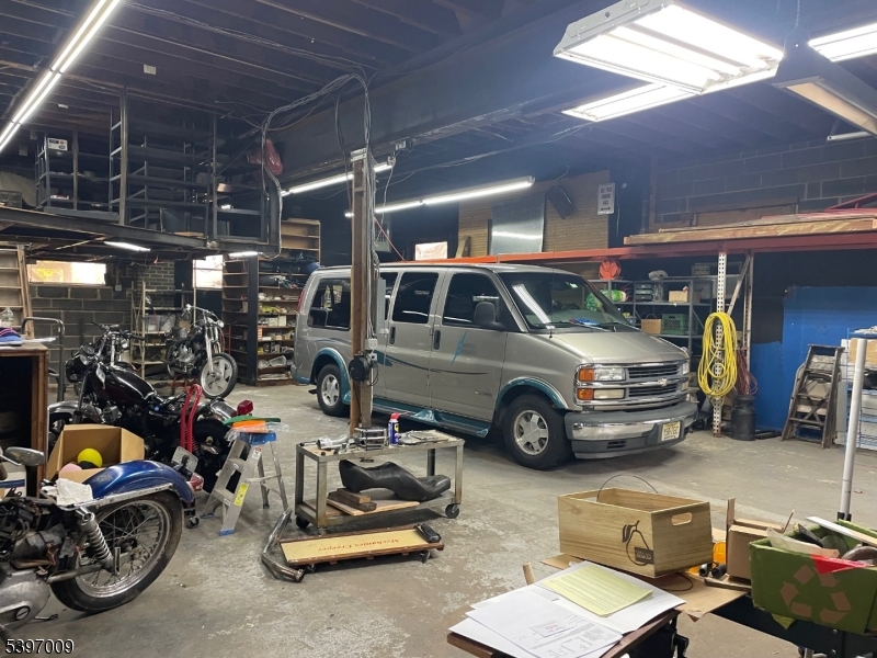 Morristown Town, NJ 07960,103 Washington St