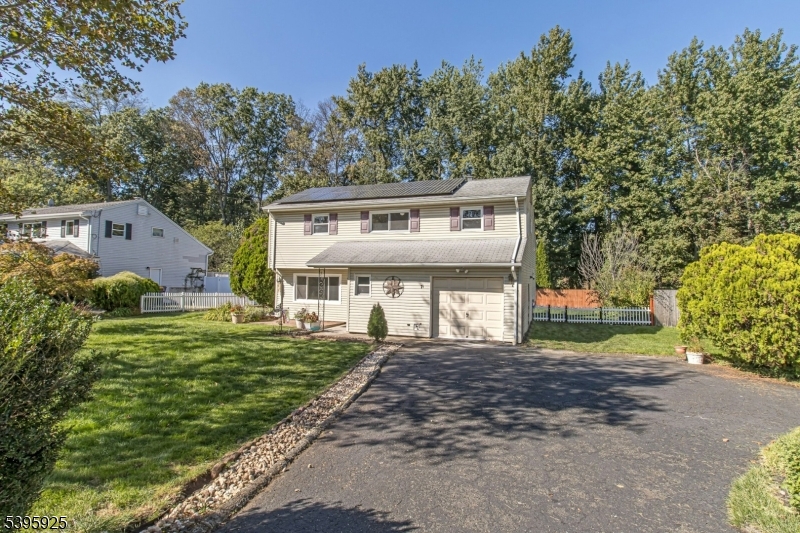 Fanwood Boro, NJ 07023,71 Locust Ave