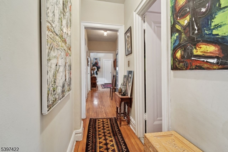 Jersey City, NJ 07307,63 Sherman Pl #E 1