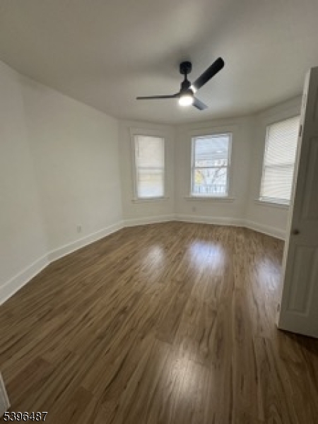 East Orange City, NJ 07018,233 S Clinton St