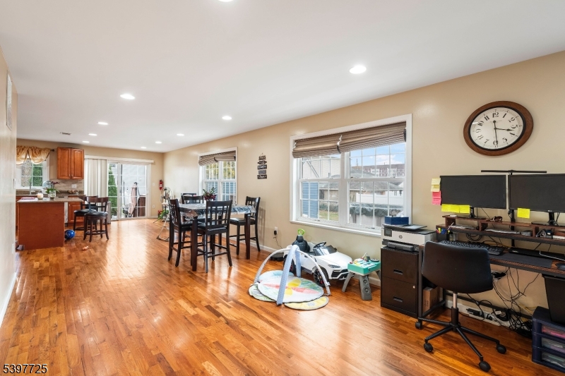 Linden City, NJ 07036,226 Pennsylvania Railroad Av