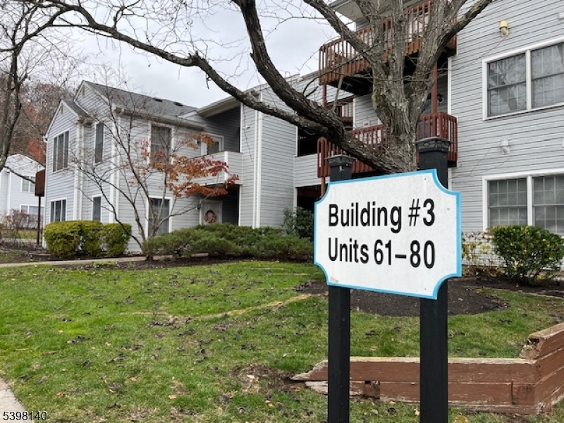 Lincoln Park Boro, NJ 07035,61 Stonyridge Dr