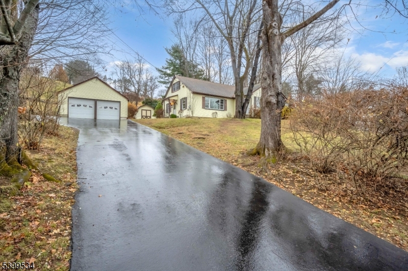 High Bridge Boro, NJ 08829,44 Beavers St