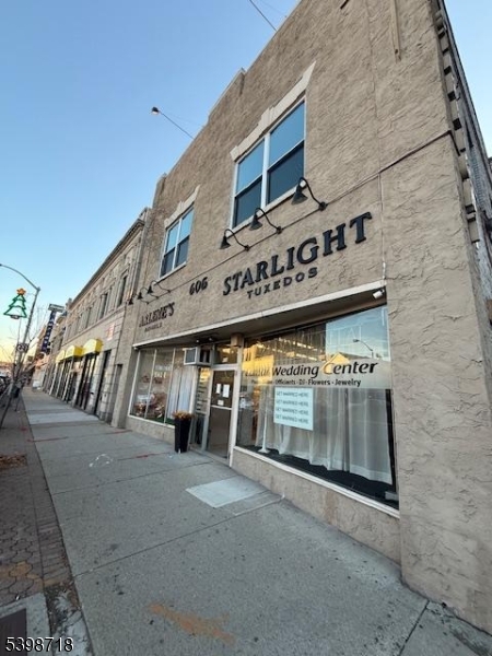 Bloomfield Twp., NJ 07003,606 Bloomfield Ave