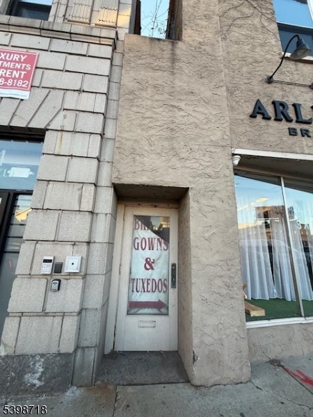 Bloomfield Twp., NJ 07003,606 Bloomfield Ave