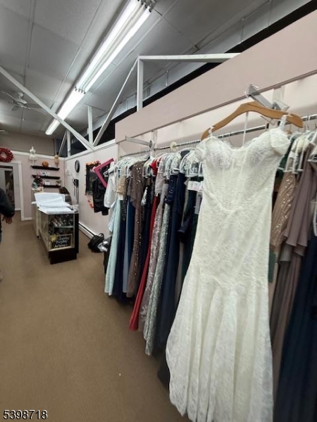 Bloomfield Twp., NJ 07003,606 Bloomfield Ave