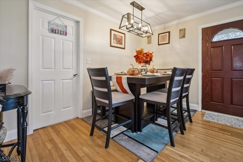 Franklin Twp., NJ 08873,30 Whittier Ave