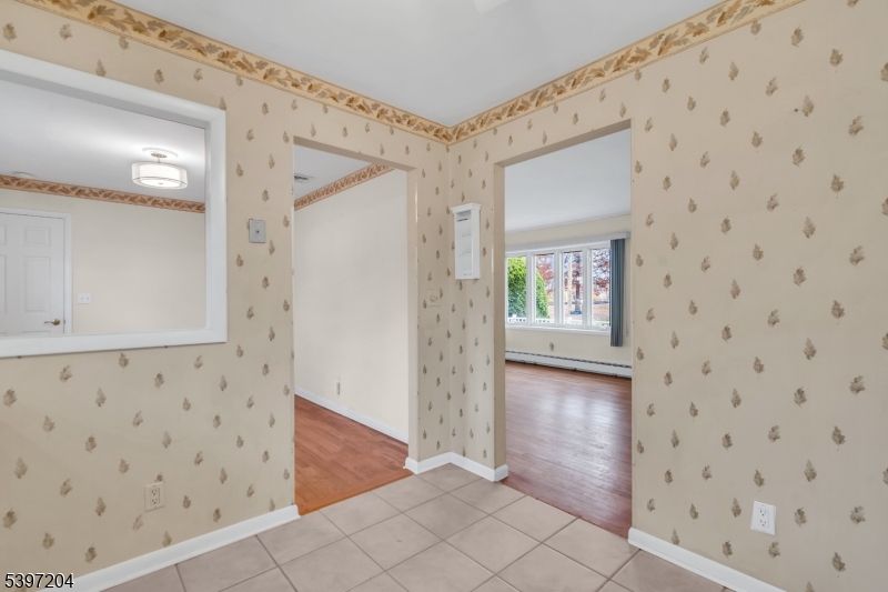 Manville Boro, NJ 08835,8 N 11Th Ave