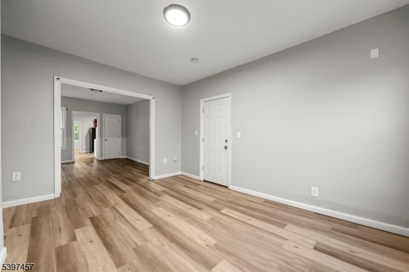 Paterson City, NJ 07501,282 Hamilton Ave