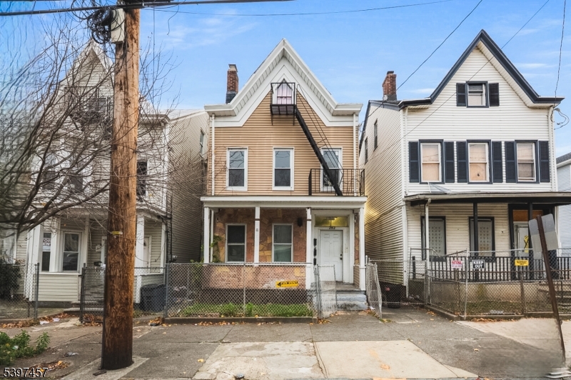 282 Hamilton Ave, Paterson City, NJ 07501