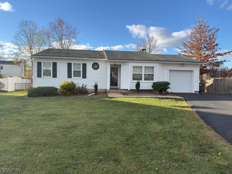 10 Staats Dr, Hillsborough Twp., NJ 08844