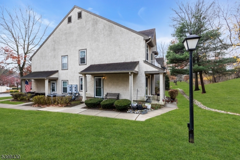 East Brunswick Twp., NJ 08816,1703 Commons At Kingswood Dr