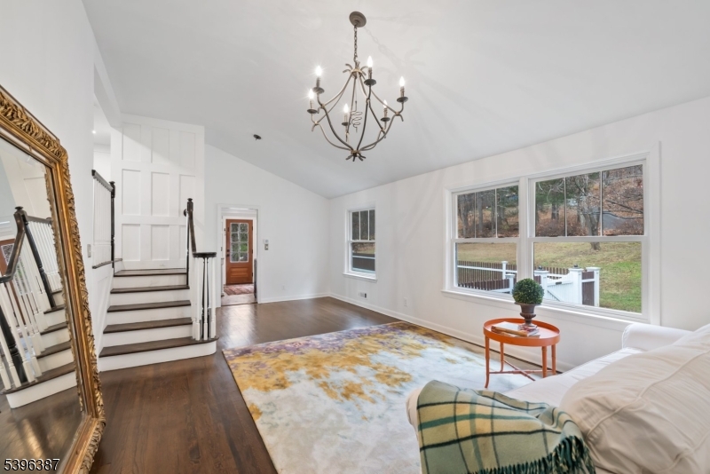 Mendham Boro, NJ 07945,120 Mountainside Rd