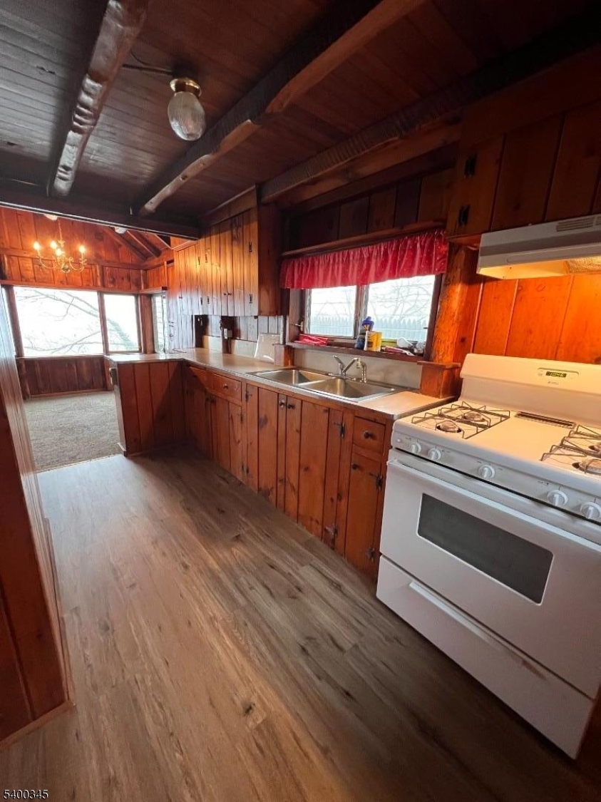 West Milford Twp., NJ 07421,12 Gifford Rd