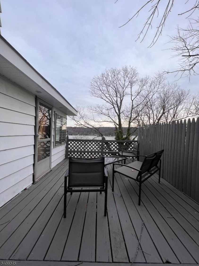 West Milford Twp., NJ 07421,12 Gifford Rd