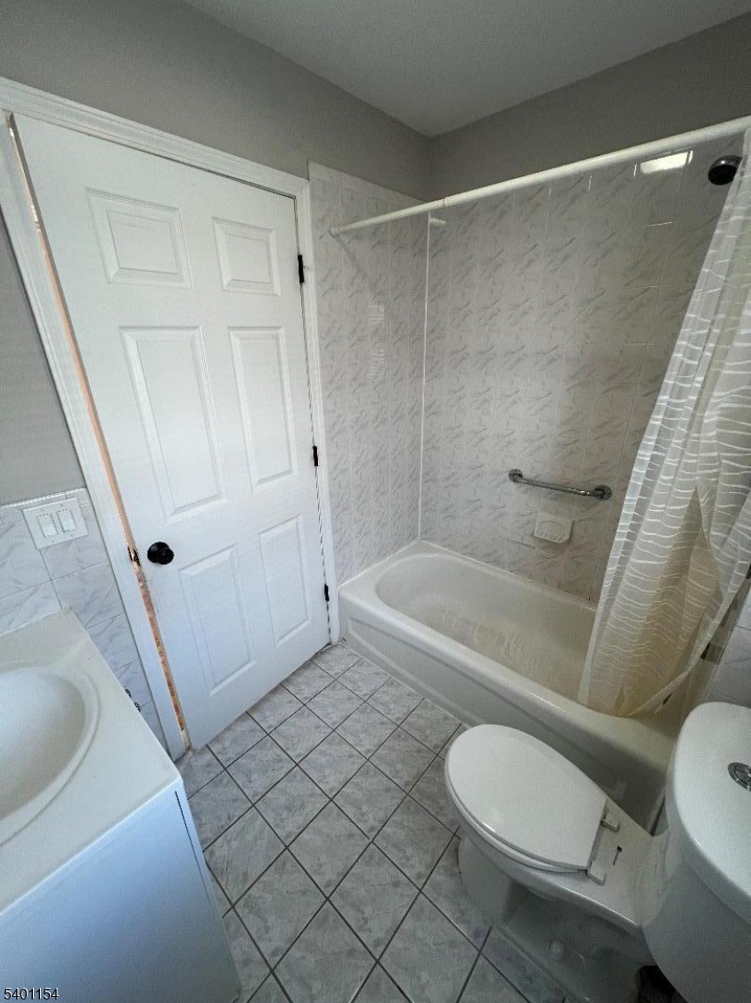 Elizabeth City, NJ 07201,525 Jefferson Ave