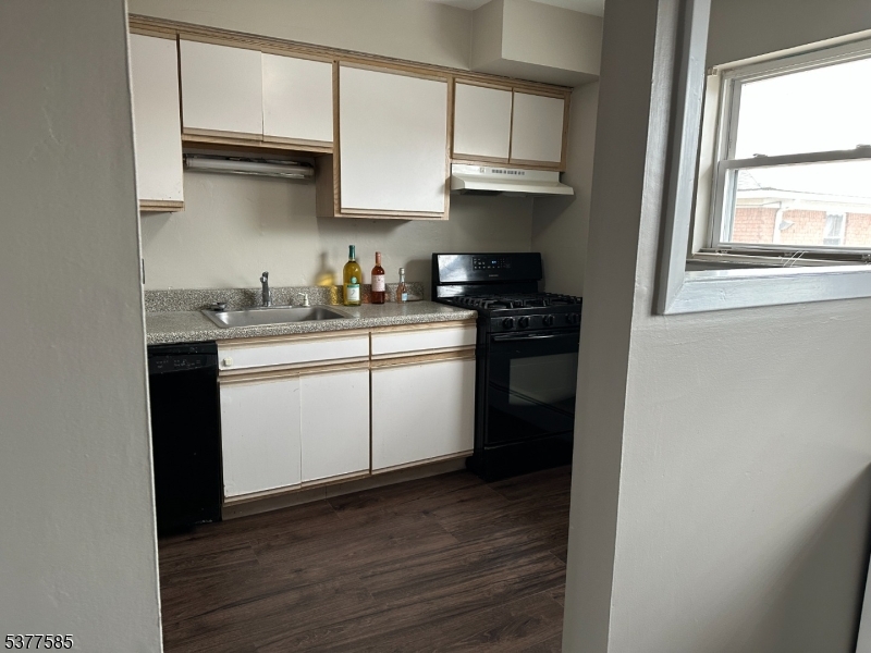 Wayne Twp., NJ 07470,1143B Valley Rd #1143